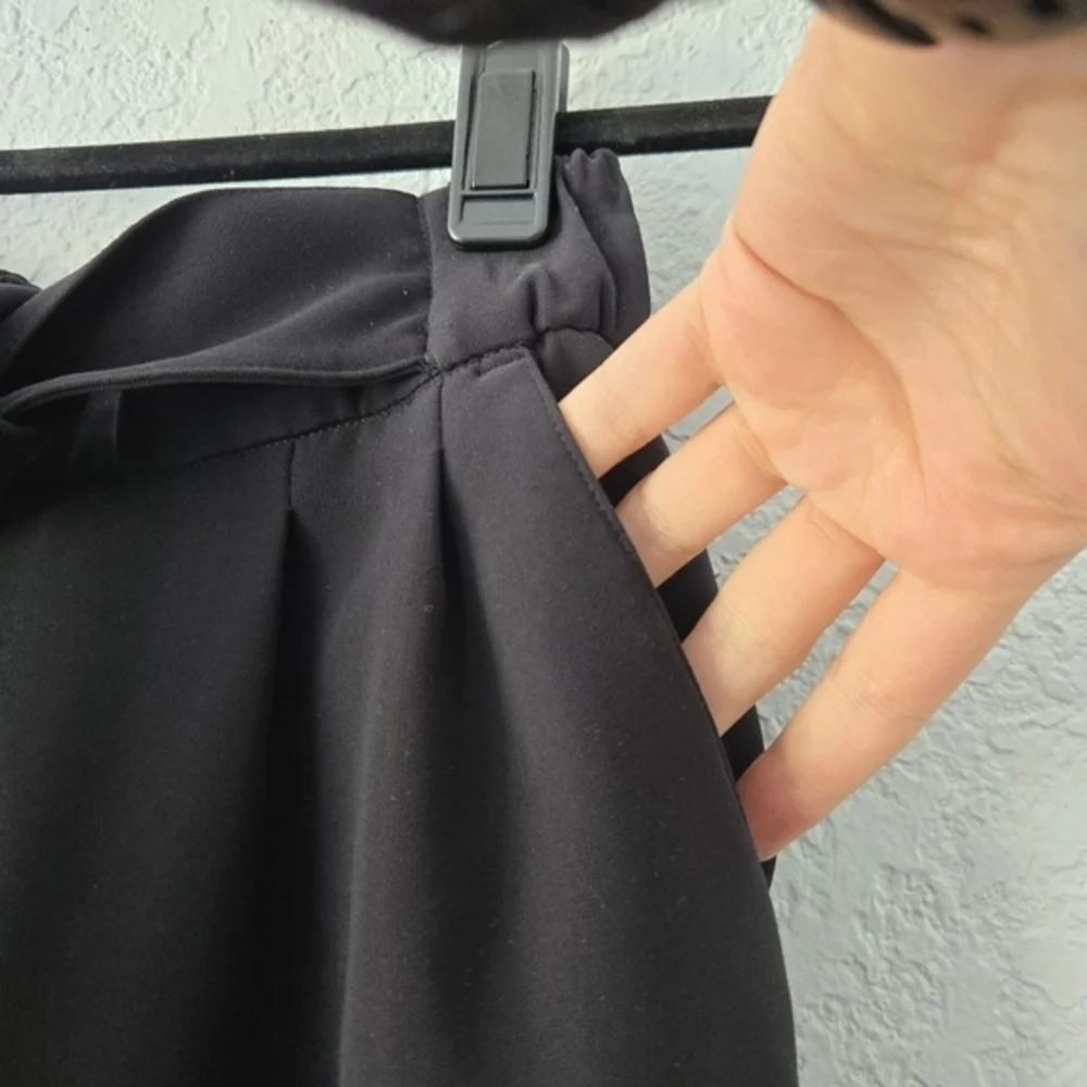 Lululemon 2 Noir Crop‎ Pant Black Paper Bag Tie Waist Wide Leg